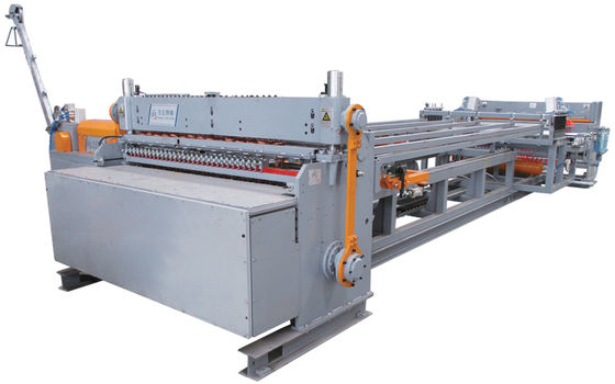 ประหยัดพลังงาน 380V 50HZ เครื่องเชื่อมม้วนตาข่าย PLC พร้อม Touch Creen