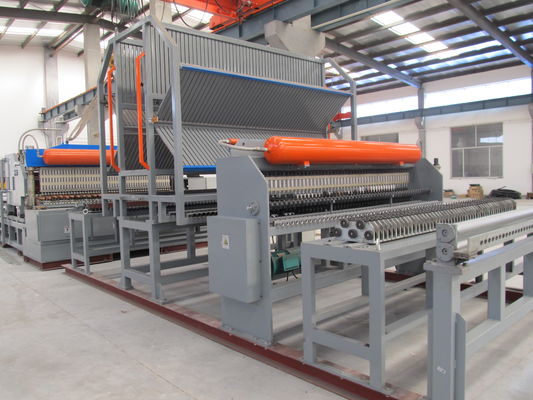 Cnc อัตโนมัติ Brc 50 * 50 มม. เครื่องเชื่อมตาข่ายก่อสร้าง